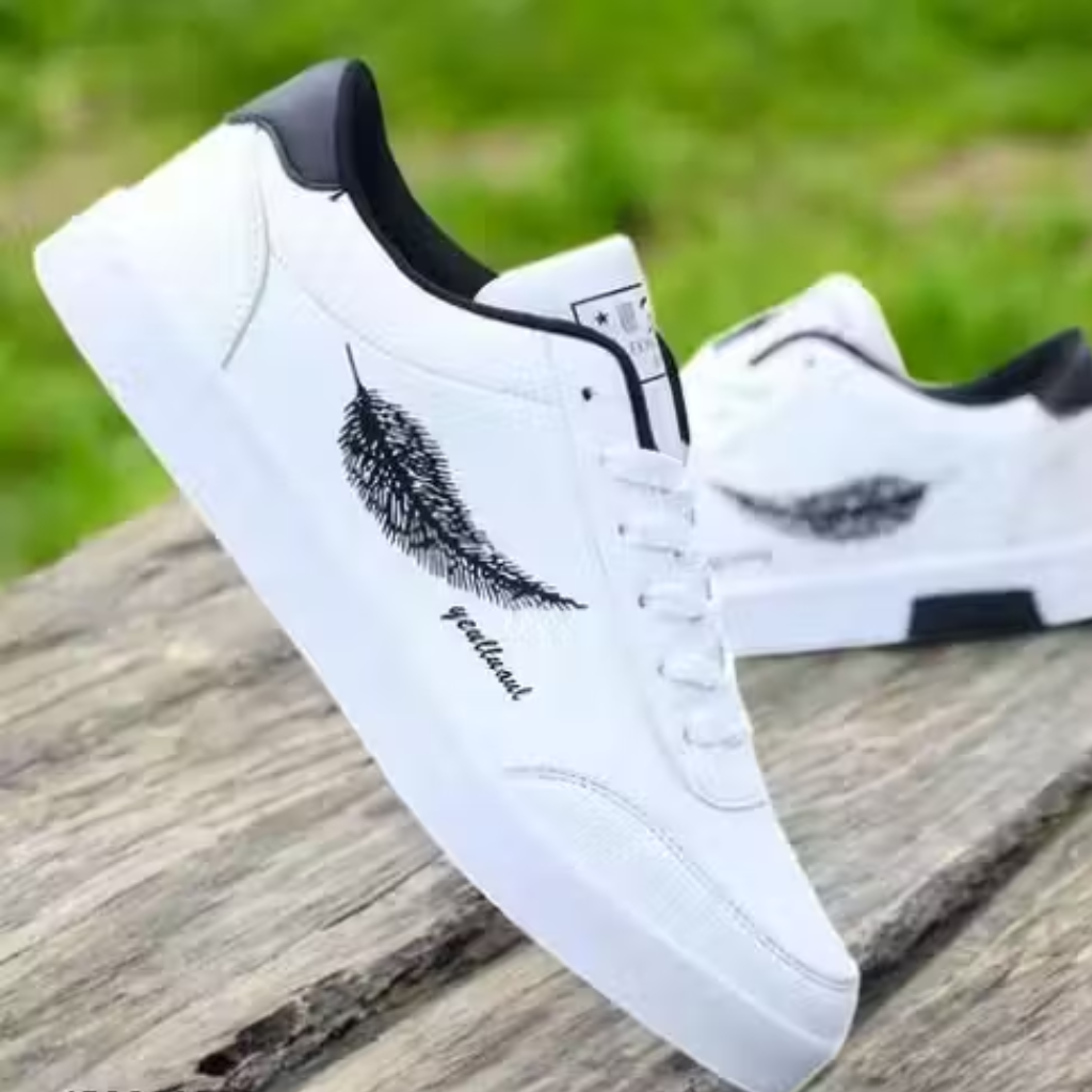 Stylish Feather Print Comfort Walking Shoes
